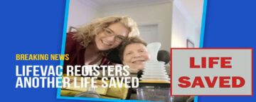 Die barmherzige Samariterin rettet ihre beste Freundin mit LifeVac vor dem Ersticken